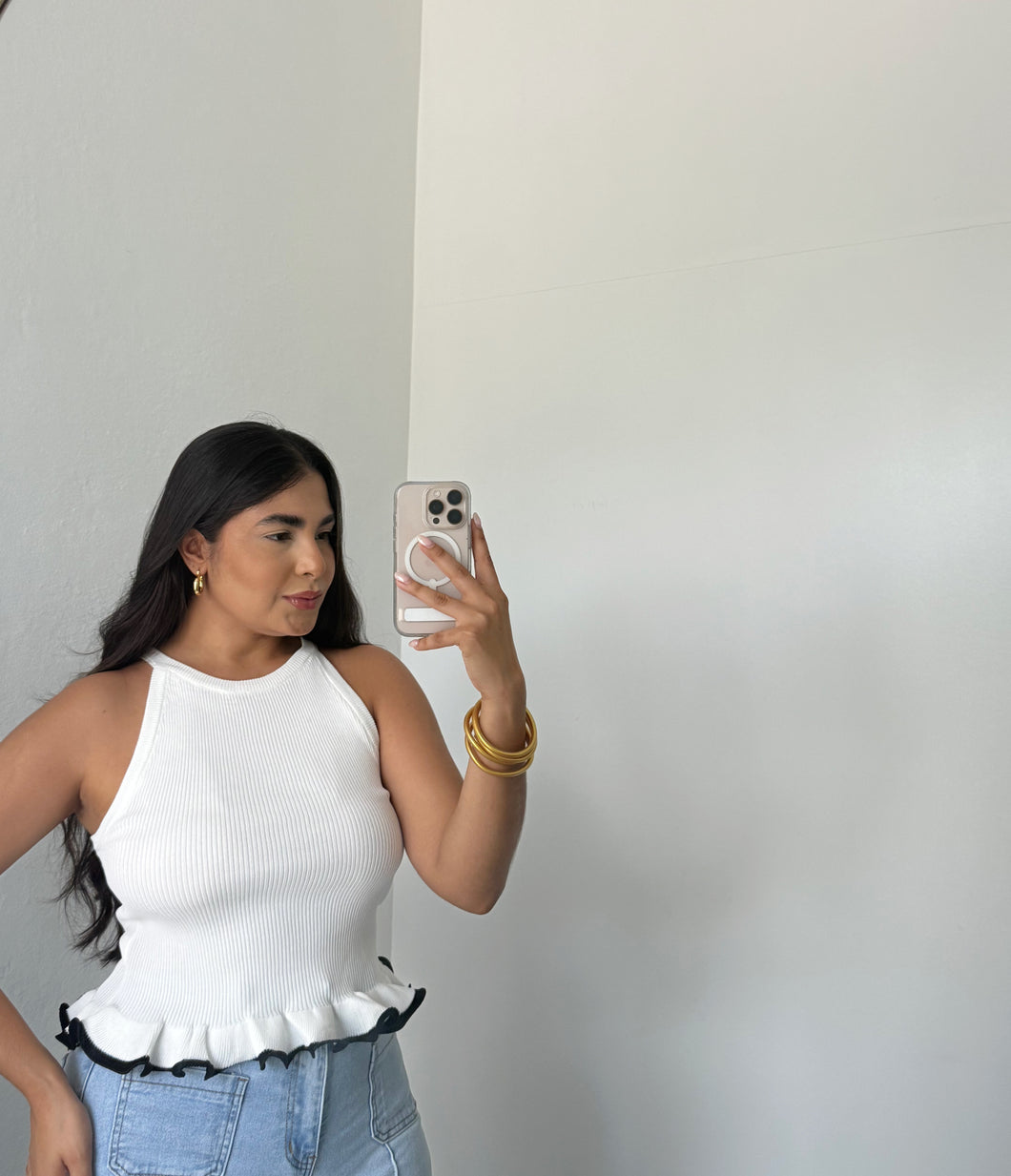 Basics Tops Black & White